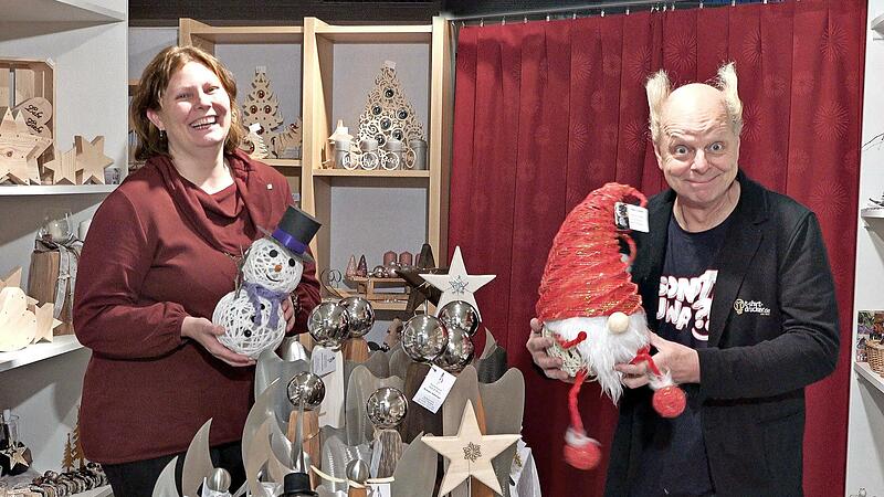 Judith Reh&auml;u&szlig;er wird Atze Bauer die Kunst der Brandmalerei zeigen.