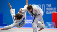 Christine Jahn verteidigt einen Angriff ihres Teampartners Alessandro Schober im Halbfinale gegen Mexiko. Beide haben im August bei den World Games 2025 in Chengdu (China) in der Disziplin Para Duo Ju-Jutsu teilgenommen und zusammen die Silbermedaille gewonnen.