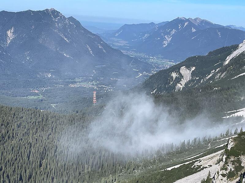 Felssturz an der Zugspitze Felssturz an der Zugspitze