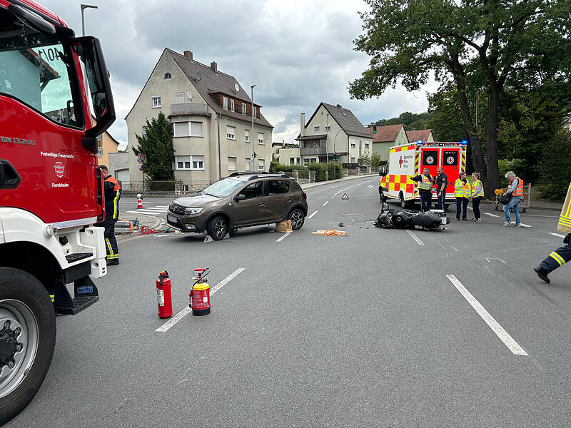Am Mittwoch verunglückte ein 56-jähriger Motorradfahrer in Forchheim nahe der Piastenbrücke tödlich.Am Mittwoch verunglückte ein 56-jähriger Motorradfahrer in Forchheim nahe der Piastenbrücke tödlich. Am Mittwoch verunglückte ein 56-jähriger Motorradfahrer in Forchheim nahe der Piastenbrücke tödlich.