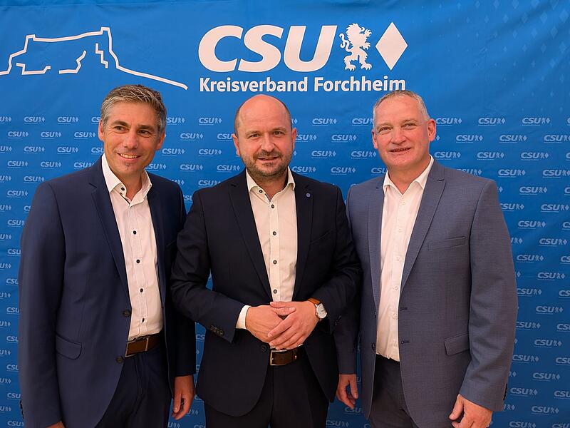 Aus drei mach eins: Torsten Gunselmann, Sebastian G&ouml;tz und Oliver Flake (von links) hatten sich bereit erkl&auml;rt, f&uuml;r die CSU als Landratskandidat anzutreten. Am 19. Juli ist nun entschieden worden, wer es sein soll.