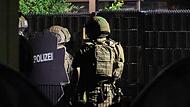 Groß angelegte Razzia gegen Geldwäscher und "Hells Angels" Groß angelegte Razzia gegen Geldwäscher und "Hells Angels"