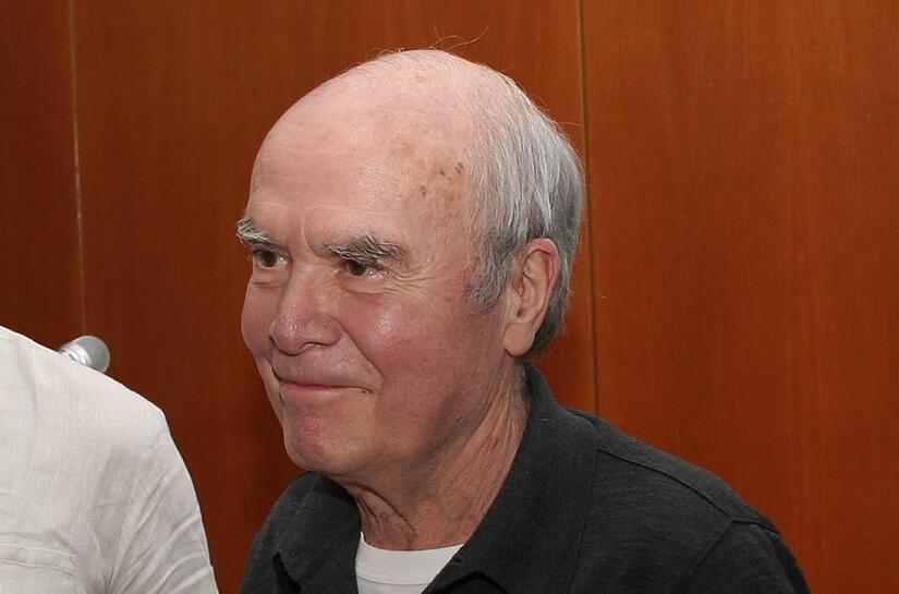 Helmut Schachenmayere wird 90 Jahre alt.