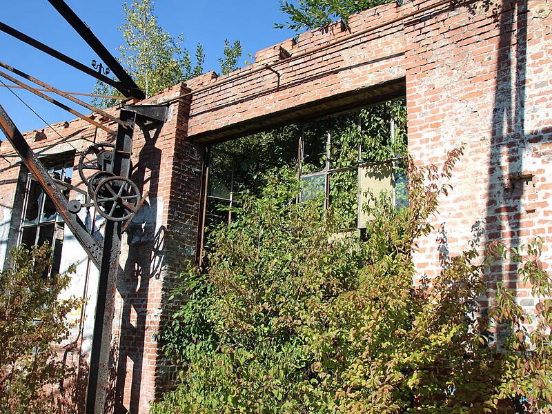 Lost Place - der Alte Lokschuppen in CoburgLost Place - der Alte Lokschuppen in Coburg Lost Place - der Alte Lokschuppen in Coburg