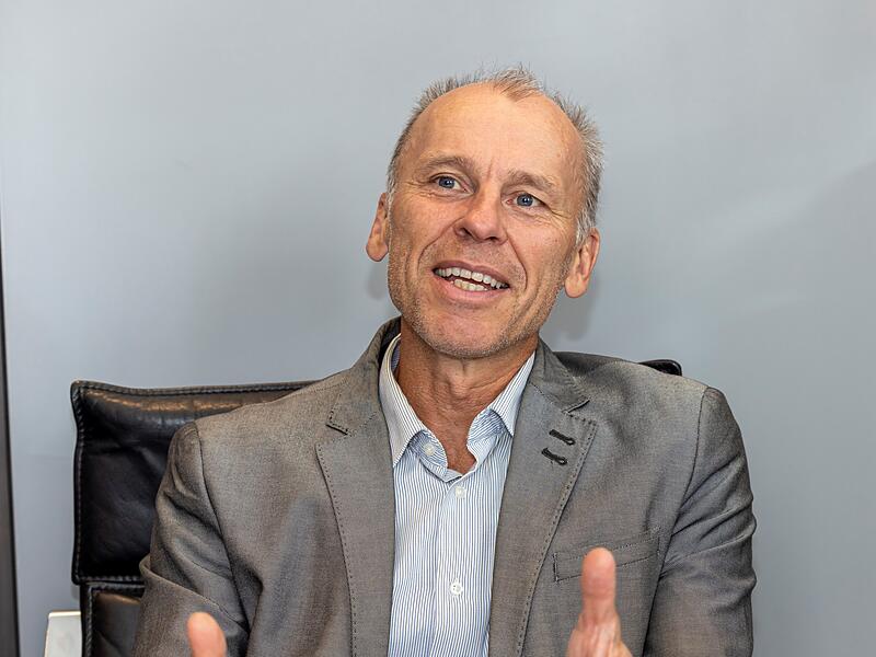 Stefan Bratzel Stefan Bratzel