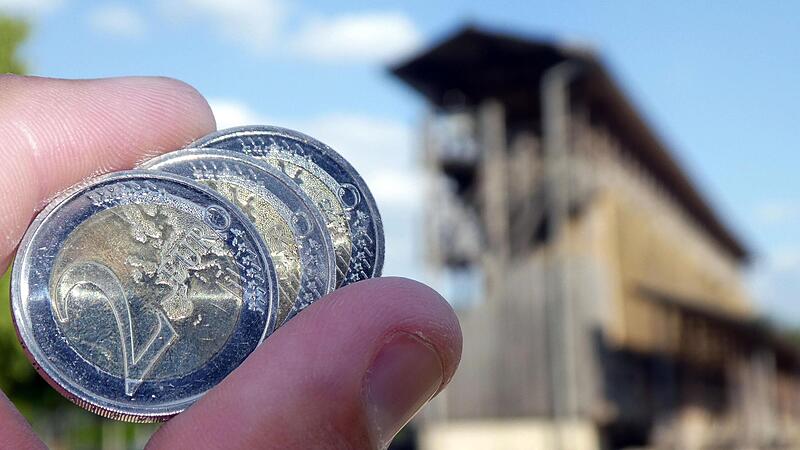 Der Freistaat gibt einen Teil der steigenden Kosten an Kurg&auml;ste weiter.