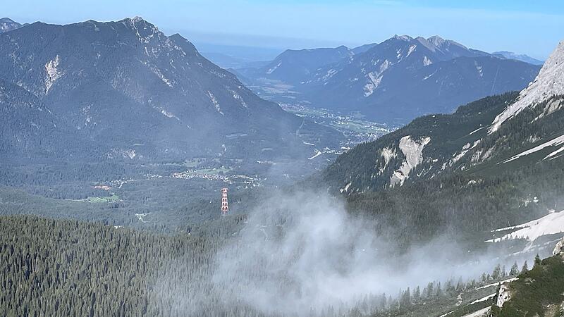 Felssturz an der Zugspitze Felssturz an der Zugspitze