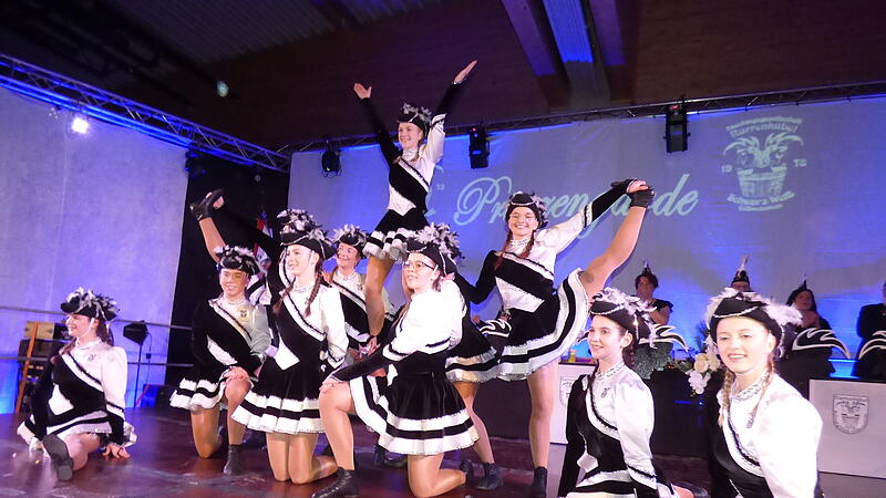 Prunksitzung G&ouml;&szlig;weinsteinPrunksitzung G&ouml;&szlig;weinstein