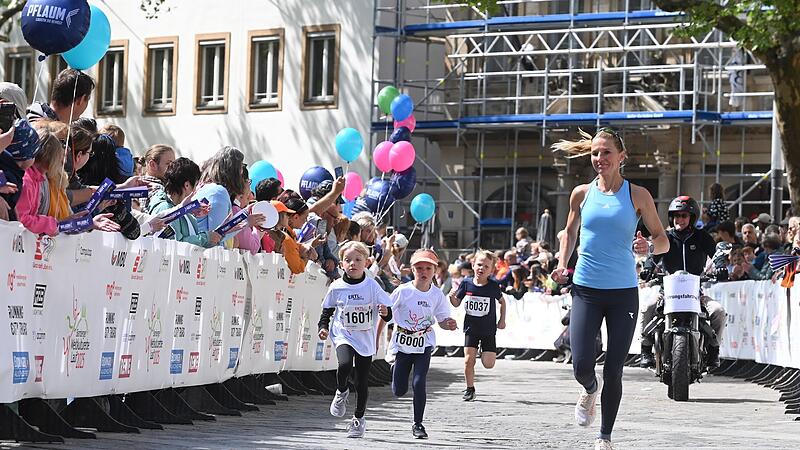 Leni Runner war beim Bambinilauf involviert - genau wie Anton Gavel, Trainer der Bamberg Baskets.