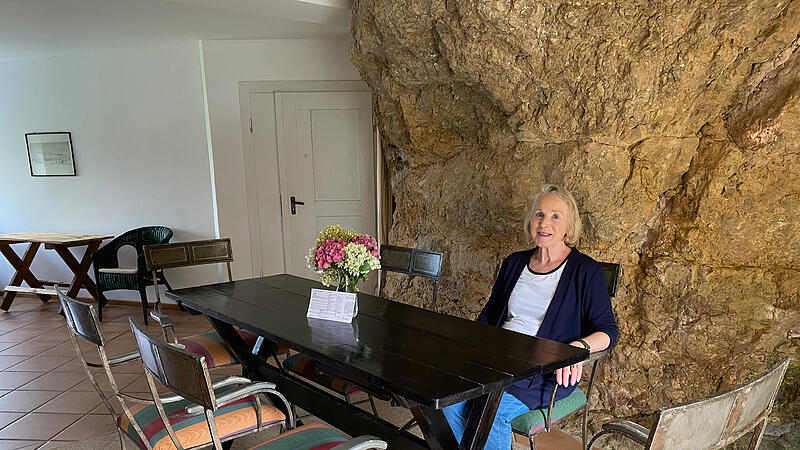 Felsenwohnung Burg EgloffsteinForchheim & Fr&auml;nkische Schweiz