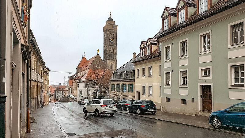 15 Minuten kostenloses Parken am Kaulberg fordert ein Antrag von SPD, FDP und Freien Wählern. 15 Minuten kostenloses Parken am Kaulberg fordert ein Antrag von SPD, FDP und Freien Wählern.