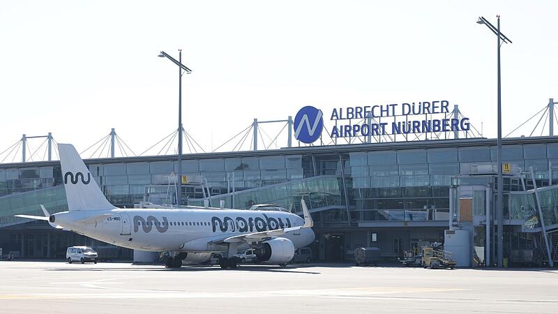 Terminal des Albrecht-D&uuml;rer-Airports N&uuml;rnberg, Flughafen.