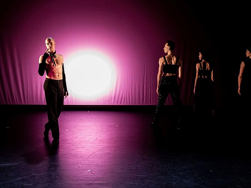 Das Kammerballett "First Steps" feierte erfolgreiche Premiere im Theater in der Reithalle in Coburg.Kammerballett "First Steps" in Coburg Das Kammerballett "First Steps" feierte erfolgreiche Premiere im Theater in der Reithalle in Coburg.