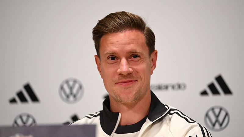 Fu&szlig;ball-Nationalmannschaft: Pressekonferenz