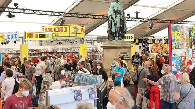 Dichtes Gedr&auml;nge herrschte beim Comic-Salon in Erlangen im Jahr 2022.