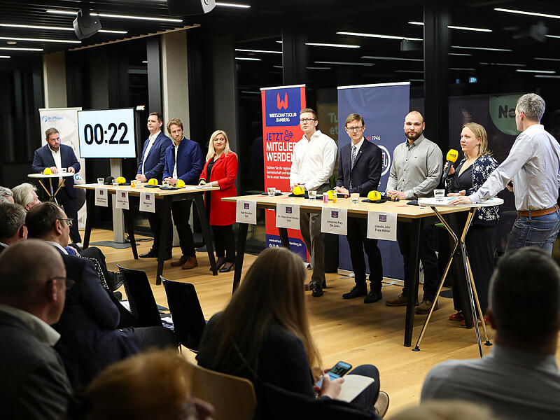 Podium Bamberg Oberb&uuml;rgermeisterwahlPodium Bamberg