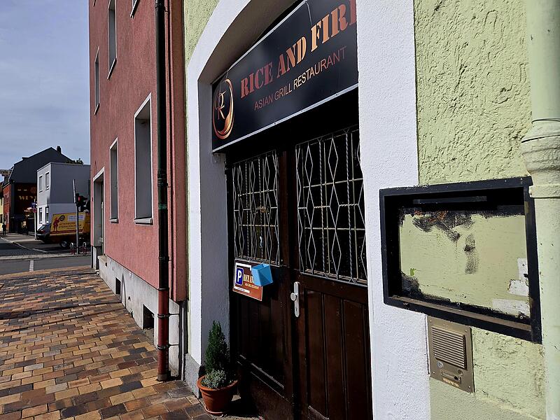 Die Men&uuml;tafel h&auml;ngt nicht mehr: Das &bdquo;Rice and Fire" in der Memmelsdorfer Stra&szlig;e ist seit September 2026 geschlossen.