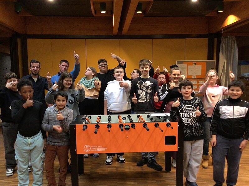 Die Katharinen-Schule in Fuchsstadt feiert Kick-off mit einem Turnier. Die Katharinen-Schule in Fuchsstadt feiert Kick-off mit einem Turnier.