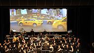 Das Sinfonische Blasorchester Kasendorf hat mit seiner traditionellen &bdquo;Mai Musica&ldquo;, die diesmal unter dem Motto &bdquo;Broadway&ldquo; stand, in der Dr.-Stammberger-Halle ein Konzert pr&auml;sentiert, das ebenso unterhaltsam wie klanggewaltig war.