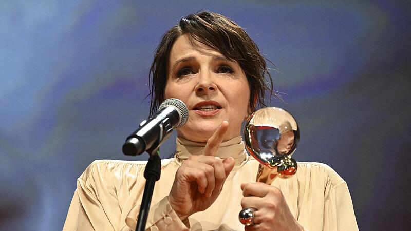 Internationales Filmfestival von Karlsbad Internationales Filmfestival von Karlsbad