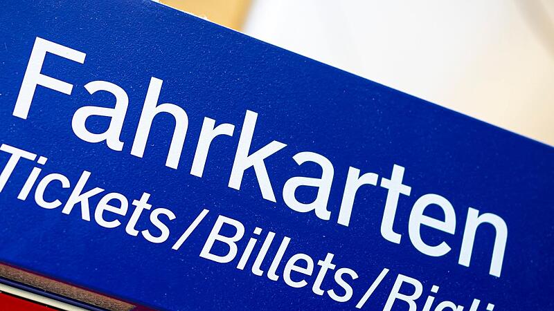 Auch bei Agilis müssen ab 10. Dezember die Fahrkarten auf dem Bahnsteig gekauft werden. Auch bei Agilis müssen ab 10. Dezember die Fahrkarten auf dem Bahnsteig gekauft werden.
