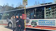 Am 1. Mai starten die Freizeitbusse, damit steht ein zusätzliches, touristisches Nahverkehrsangebot zur Verfügung. Auf dem Foto (von links) Nora Schwetje, Kreisentwicklung ÖPNV, Michael Schäder, Nahverkehrsbeauftragter, und Landrat Thomas Bold. Am 1. Mai starten die Freizeitbusse, damit steht ein zusätzliches, touristisches Nahverkehrsangebot zur Verfügung. Auf dem Foto (von links) Nora Schwetje, Kreisentwicklung ÖPNV, Michael Schäder, Nahverkehrsbeauftragter, und Landrat Thomas Bold.