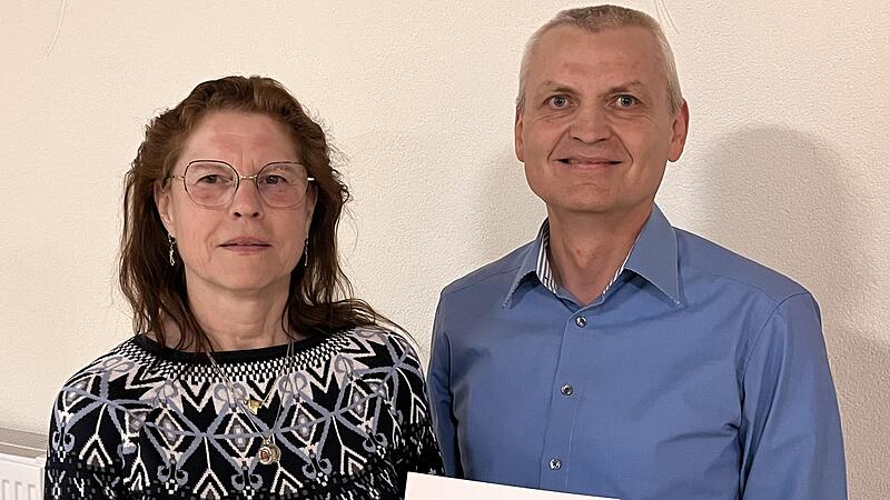 Renate Kühnlein wurde für 40 Jahre Mitgliedschaft geehrt.