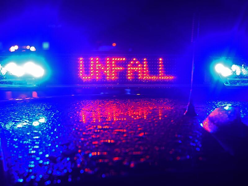 Polizei Blaulicht bei Unfallaufnahme