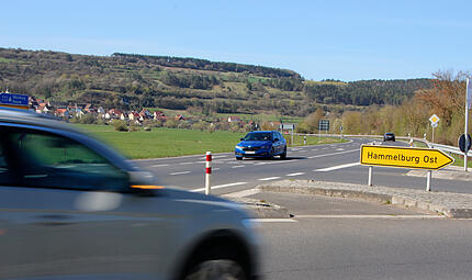 Ein Gutachten ergab: Auf der Umgehungsstra&szlig;e in Hammelburg wird eine weitere Ampel notwendig.