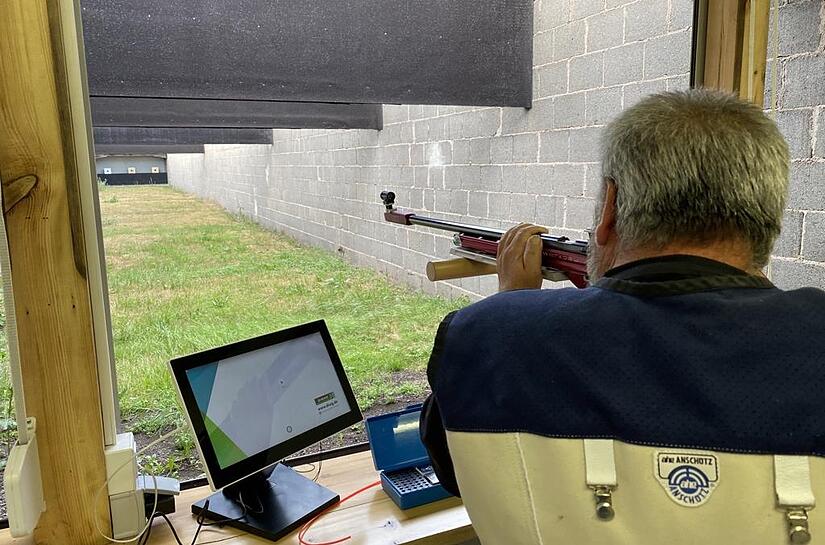 Auch die 50-Meter-Schie&szlig;st&auml;nde f&uuml;r Kleinkaliber wurden mit komfortabler Elektronik ausgestattet.