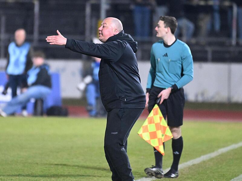 Der Bayreuther Trainer Lukas Kling konnte mit dem Auftritt seiner Mannschaft in Burghausen zufrieden sein.