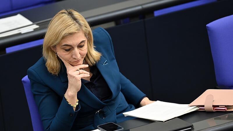 Ministerin Warken