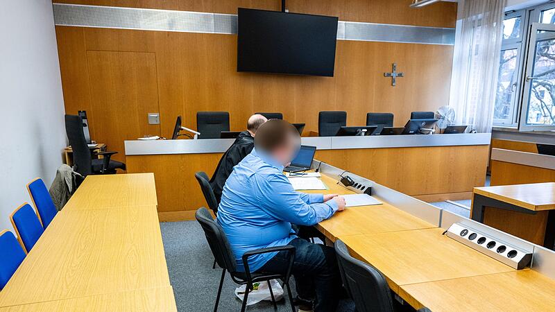 Mann soll Großmutter angezündet haben - Prozessbeginn