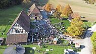 Auf dem Gelände der Alten Schäferei tummelten sich die Familien bei bestem Herbstwetter während der „Kirche Kunterbunt“.