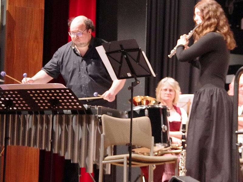 Urauff&uuml;hrung &bdquo;Nachkl&auml;nge&ldquo; mit Manuel Grund und Yelyzaveta Lysenko.