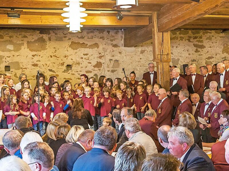 150-Jahrfeier des Gesangvereins Neunkirchen am Brand.