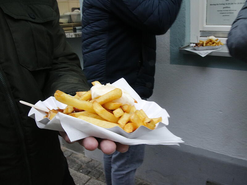 Pommes, Streetfood, Imbiss, Symbol, Symbolbild, Bad Kissingen Pommes, Streetfood, Imbiss, Symbol, Symbolbild, Bad Kissingen