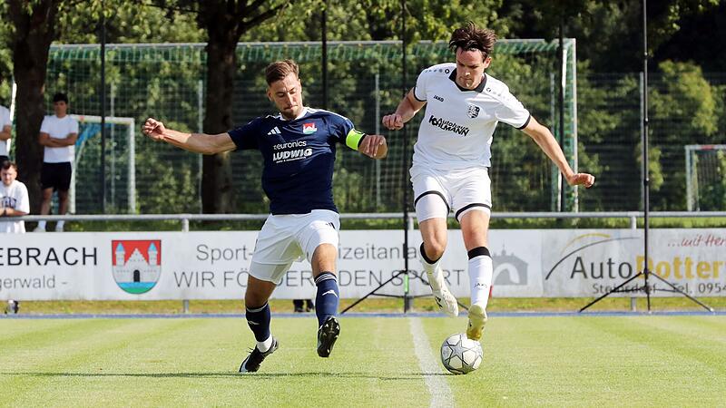 Scharf im Zweikampf, cool vor dem Tor: Philipp Hörnes (links) und der TSV Burgebrach haben sich in Schweinfurt rehabilitiert. Scharf im Zweikampf, cool vor dem Tor: Philipp Hörnes (links) und der TSV Burgebrach haben sich in Schweinfurt rehabilitiert.