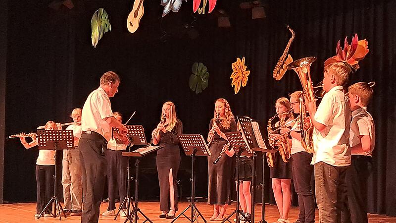 Viele Fotos: So war das Sommerkonzert des FWG in KronachViele Fotos: So war das Sommerkonzert des FWG in Kronach