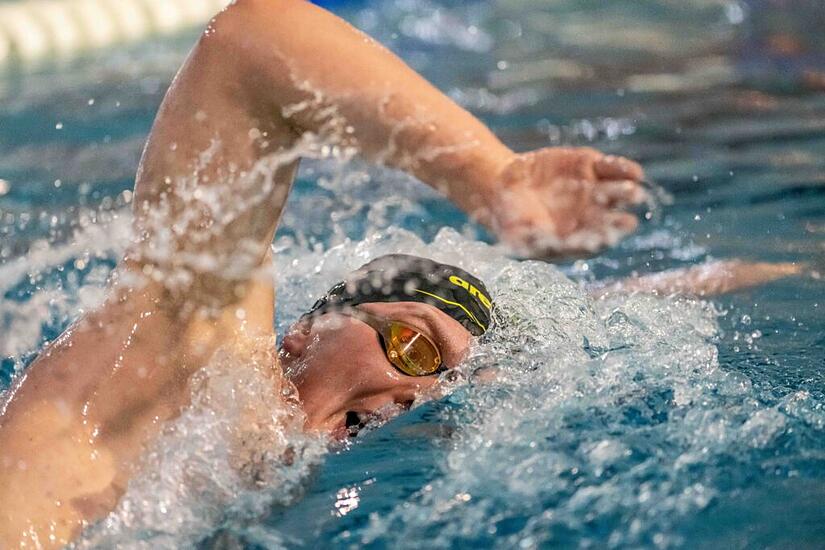 Das Pro und Contra um eine Sanierung des Hallenbads sorgt seit Jahren für kontroverse Diskussionen.