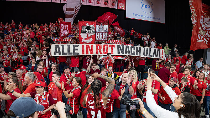 "Alle in rot nach Ulm": So lautet das Motto der Bamberger Fans f&uuml;r Spiel 3.