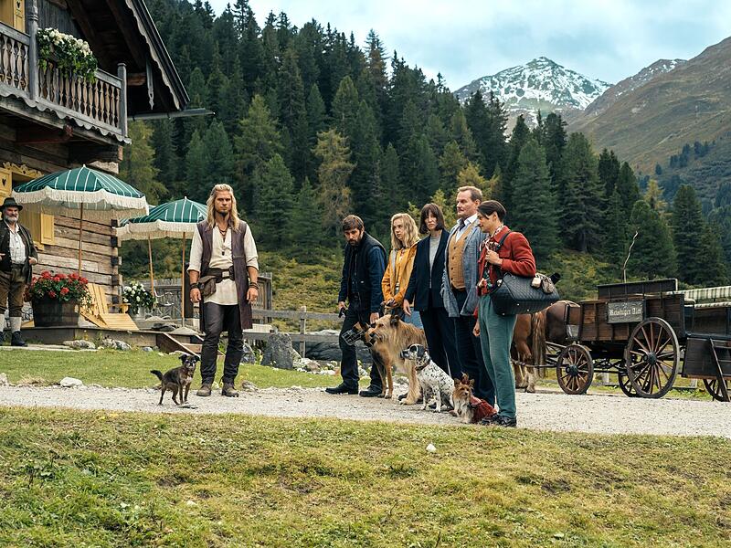 Netflix - "Eat Pray Bark"