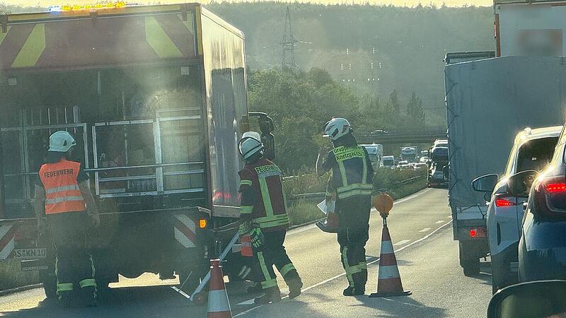 A70 bei Ebelsbach: Unfall am Tunnel "Schwarzer Berg" - Vollsperrung