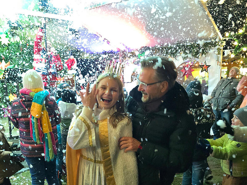 Schlossweihnacht Adelsdorf 2024Adelsdorfer Schlossweihnacht Die schönsten Impressionen der Schlossweihnacht Adelsdorf 2024.