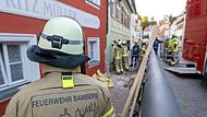 Auto kracht in Hauswand Auto kracht in Hauswand