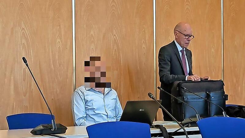 Ein 34-J&auml;hriger soll bei einem Musikfestival im Landkreis Lichtenfels im Jahr 2025 einen Mann mit einer Lik&ouml;rflasche auf den Kopf geschlagen haben. Das Landgericht verhandelt nun wegen versuchten Mordes.