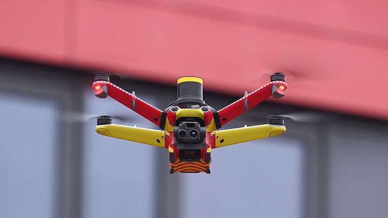 Feuerwehr M&uuml;nchen- Pilotprojekt automatisierter Drohneneins&auml;tze