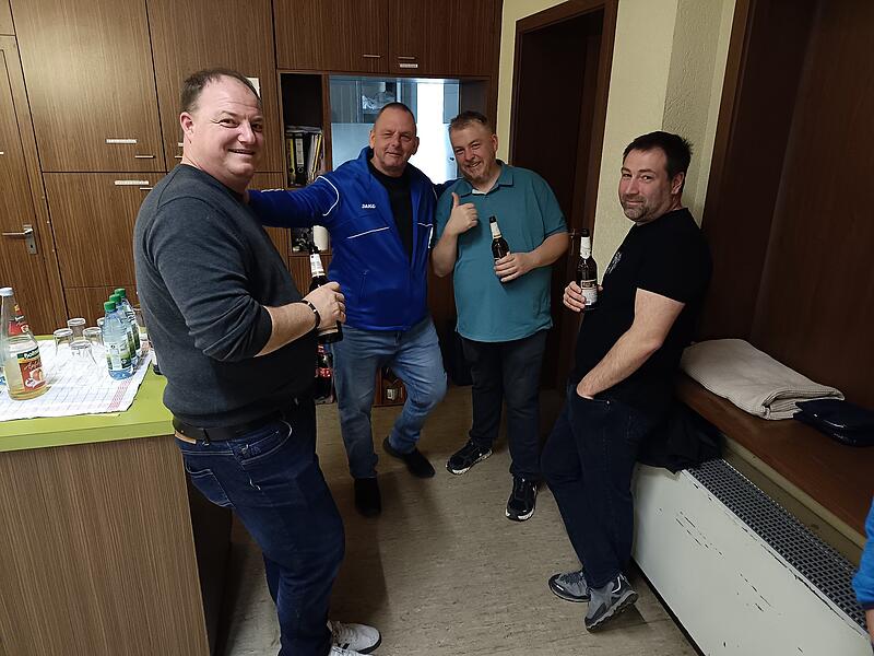 In Aura wird die hohe Zustimmung f&uuml;r Martin Kaiser gefeiert.