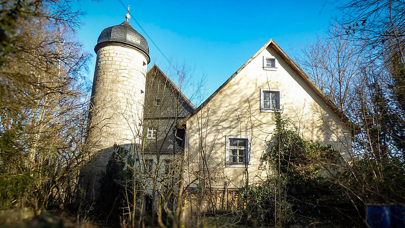 Thomas Schweighofer aus Waischenfeld ist der neue Besitzer der Burg Kohlstein. Er will sie aus dem Dornr&ouml;schenschlaf zu neuem Leben erwecken.Forchheim & Fr&auml;nkische Schweiz