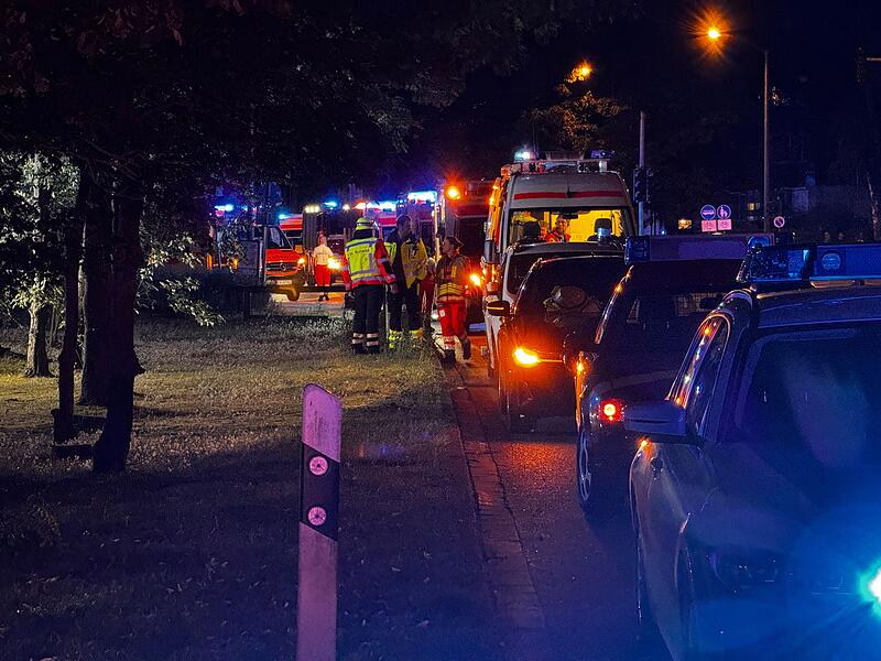 Glück im Unglück: Hochhausbrand in Erlangen endet glimpflichHochhausbrand in Erlangen